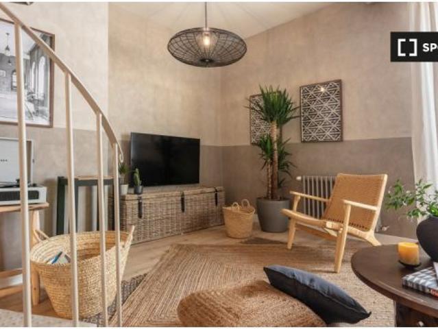 Piso de 3 habitaciones amueblado en alquiler en Salamanca