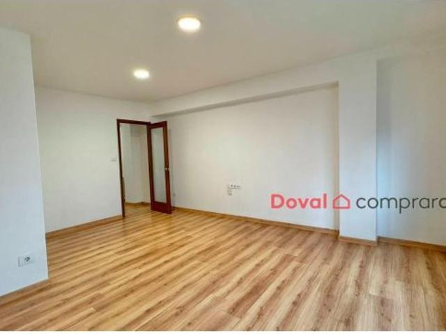 Piso de 3 habitaciones con garaje