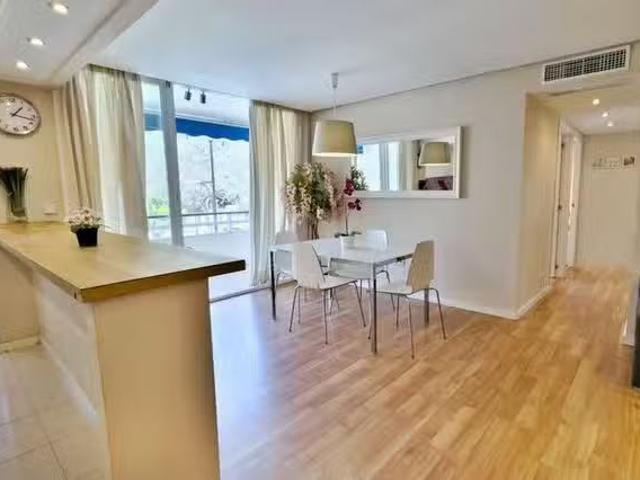 Piso de 3 habitaciones en Marbella