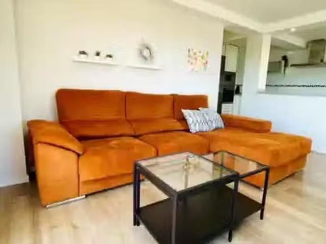 Piso de 3 habitaciones en Avinguda de Pius XII 28, planta 10.