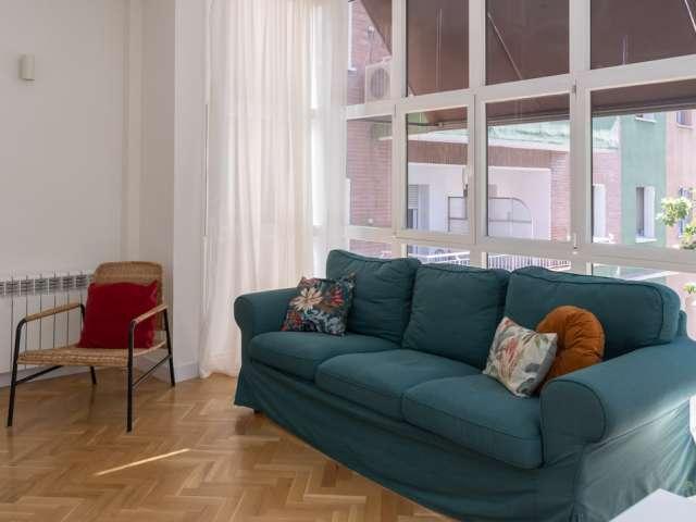 Piso de 3 habitaciones en alquiler en Niño Jesús, Madrid