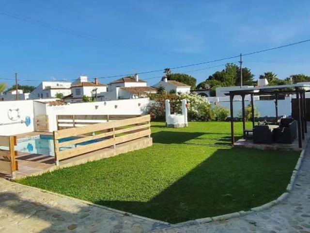 Piso de 3 habitaciones en alquiler en Barbate