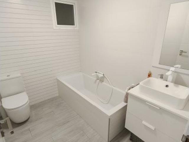 Piso de 3 habitaciones en alquiler en Benicalap, Valencia