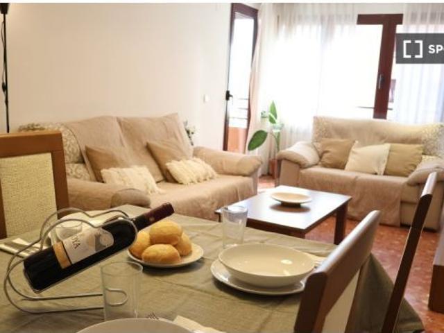 Piso de 3 habitaciones en alquiler en Benimaclet, gastos incluidos