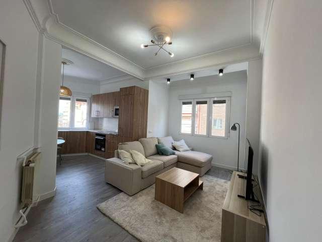 Piso de 3 habitaciones en alquiler en Berruguete, Madrid