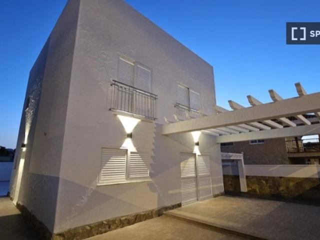Piso de 3 habitaciones en alquiler en Cullera, Valencia