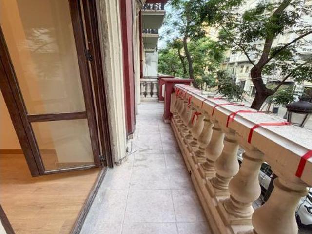 Piso de 3 habitaciones en alquiler en Calle Císcar
