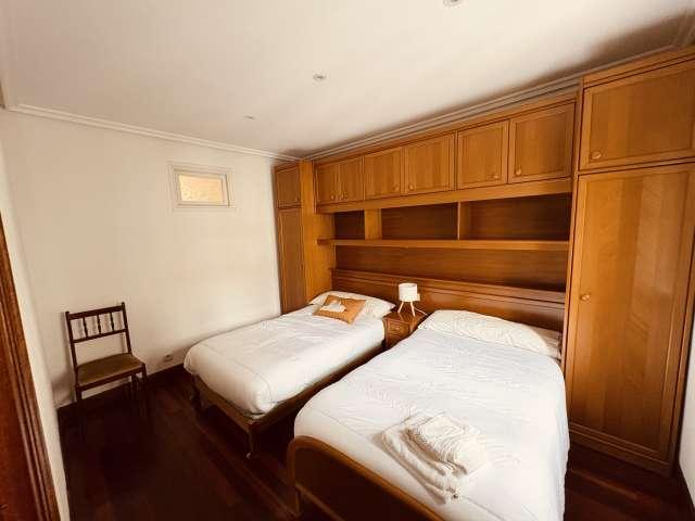 Piso de 3 habitaciones en alquiler en Centro, San Sebastián