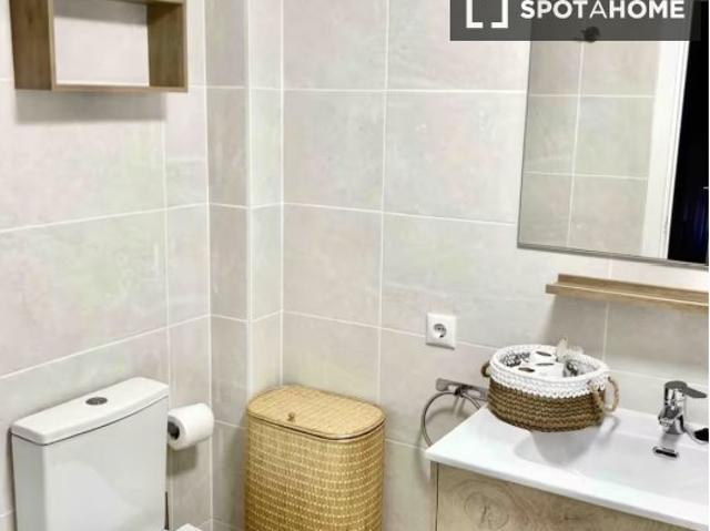 Piso de 3 habitaciones en alquiler en El Campello