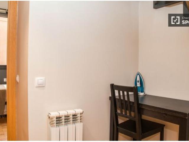 Piso de 3 habitaciones en alquiler en El Putget i Farró, Barcelona