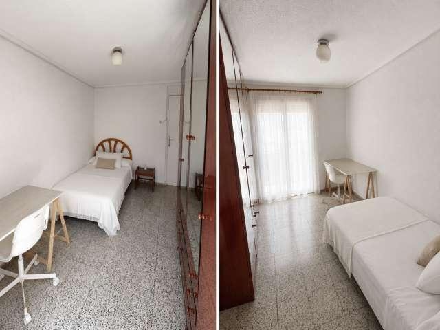 Piso de 3 habitaciones en alquiler en Elche