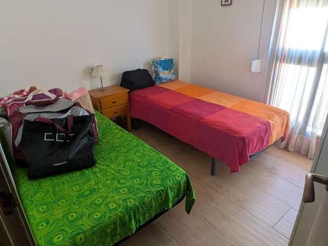 Piso de 3 habitaciones en alquiler en Elche