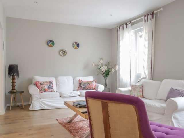 Piso de 3 habitaciones en alquiler en Embajadores, Madrid