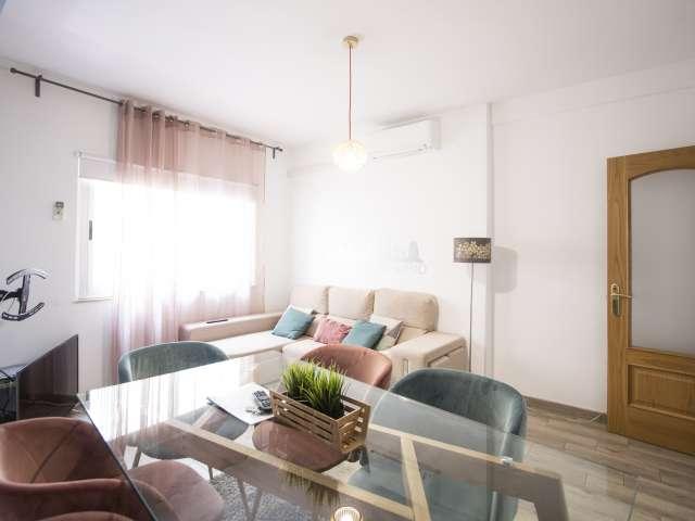 Piso de 3 habitaciones en alquiler en Embajadores, Madrid