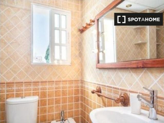 Piso de 3 habitaciones en alquiler en Feria