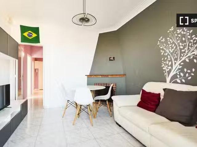 Piso de 3 habitaciones en alquiler en La Salut, Barcelona