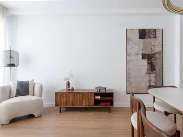 Piso de 3 habitaciones en alquiler en Los Remedios, Sevilla