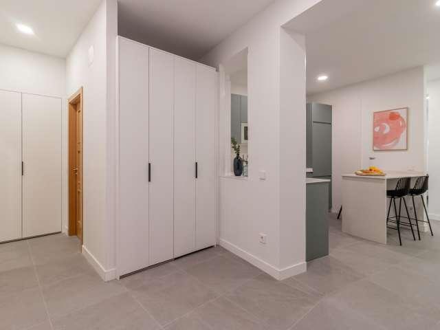 Piso de 3 habitaciones en alquiler en Palacio, Madrid