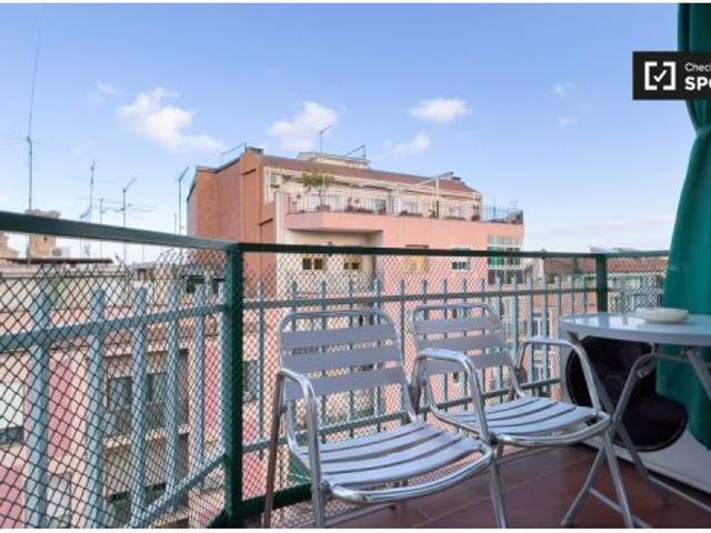 Piso de 3 habitaciones en alquiler en Sant Andreu, gastos incluidos
