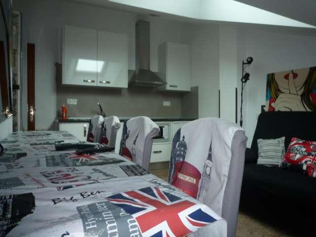 Piso de 3 habitaciones en alquiler en Santander