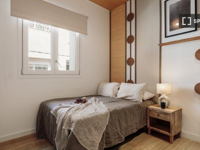 Piso de 3 habitaciones en alquiler en Sarria, Barcelona