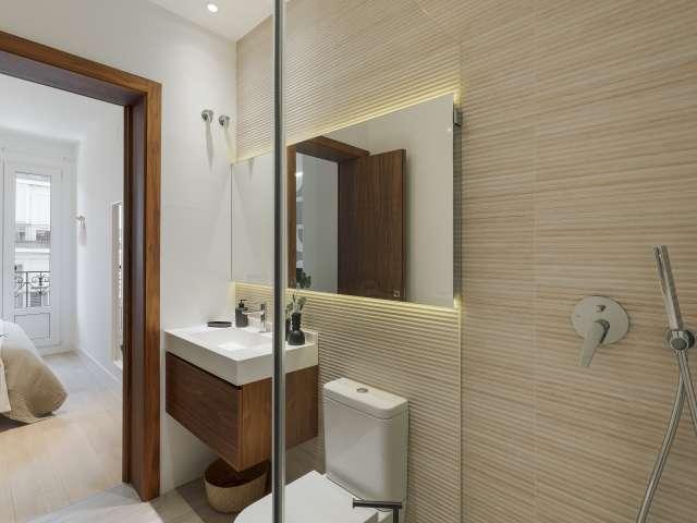 Piso de 3 habitaciones en alquiler en Trafalgar, Madrid