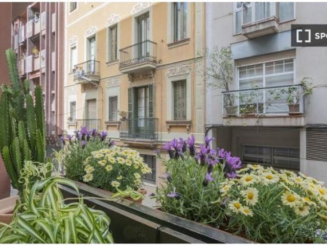 Piso de 3 habitaciones en alquiler en Vila de Gràcia, gastos incluidos