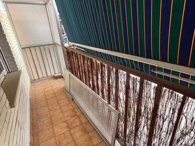 Piso de 3 habitaciones en alquiler en Zaragoza