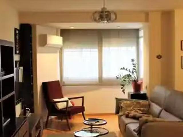 Piso de 3 habitaciones en Carrer de Sueca 38, planta 3, pta 10
