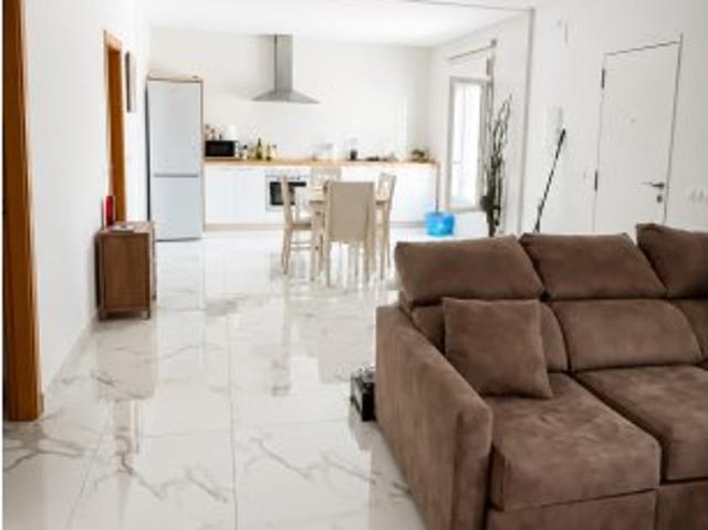 Se alquila piso de 3 habitaciones, Chiclana de la Frontera