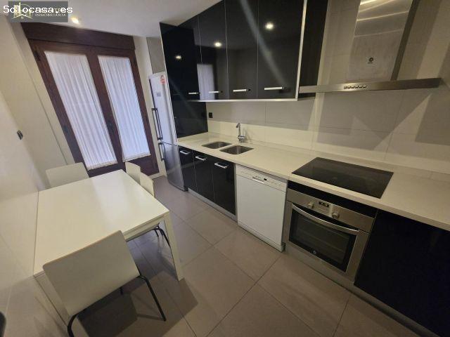 PISO DE 3 HABITACIONES EN EL CENTRO