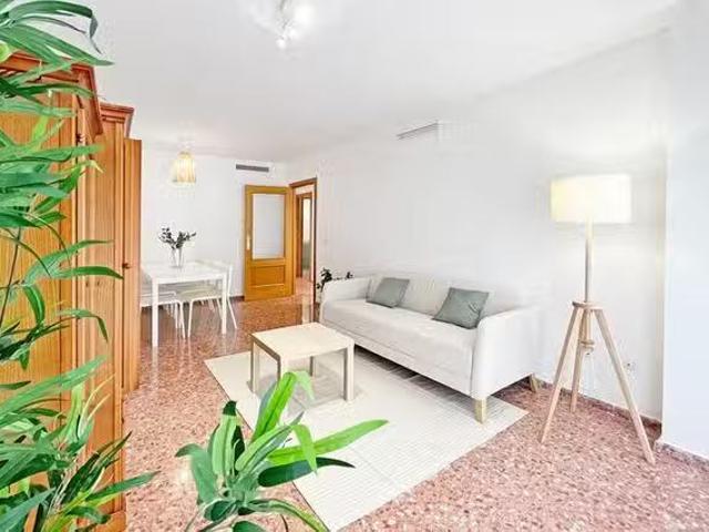 Piso de 3 habitaciones en Sagunto