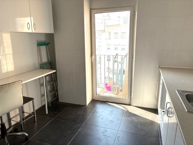 Piso de 3 habitaciones y 2 baños
