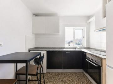 Piso de 3 habitaciones y 2 baños en Valencia