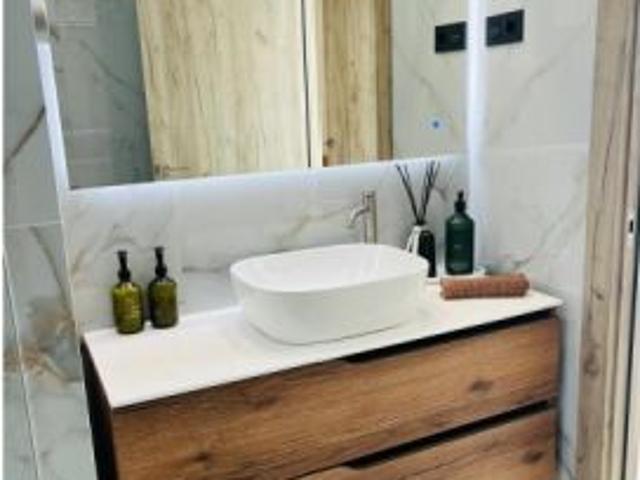Piso de 4 dormitorios en alquiler en Alicante, gastos incluidos