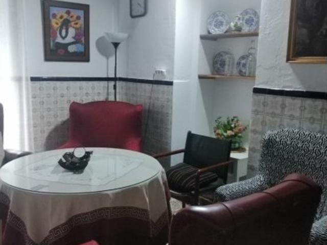 Piso de 4 dormitorios en alquiler en Encinasola, Huelva