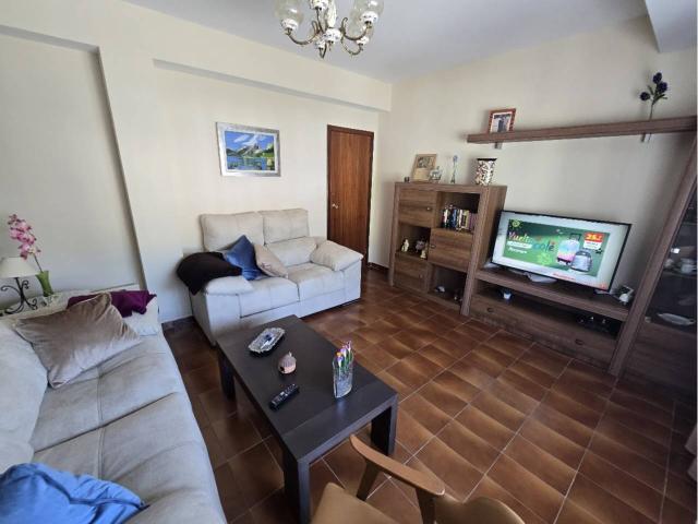 Piso de 4 Dormitorios en O Cádavo