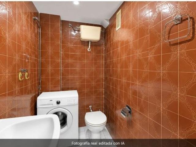 Piso de 4 dormitorios junto a la Universidad · alquiler temporal
