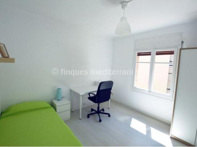PISO DE 4 HABITACIONES AMUEBLADO JUNTO AL CAMPUS CATALUNYA – TARRAGONA