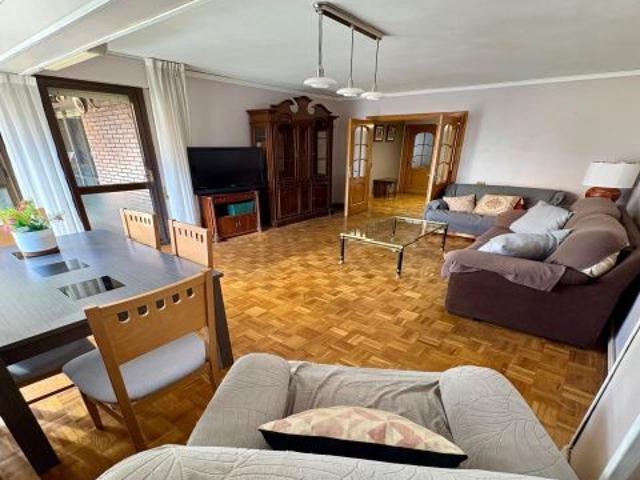 Piso de 4 habitaciones en Avda Zaragoza