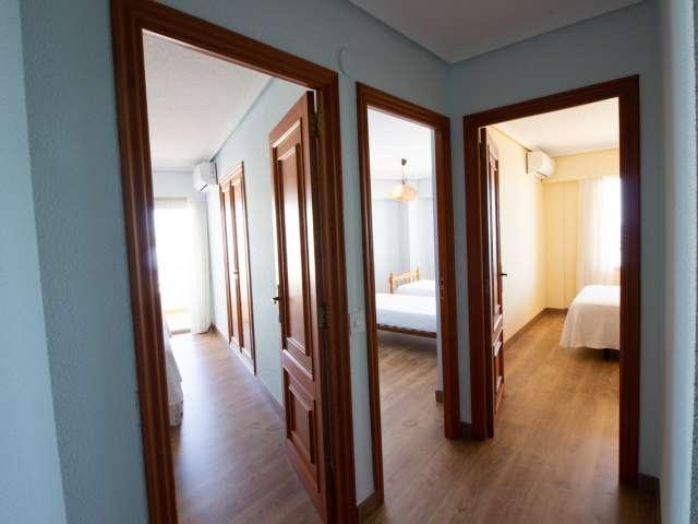 Piso de 4 habitaciones en alquiler en Cullera, Valencia