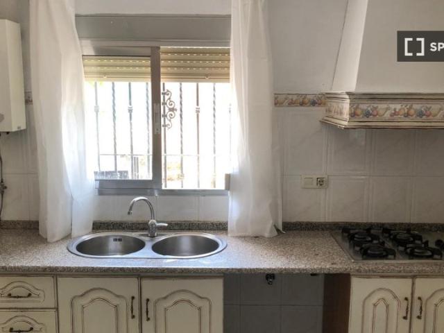 Piso de 4 habitaciones en alquiler en Córdoba