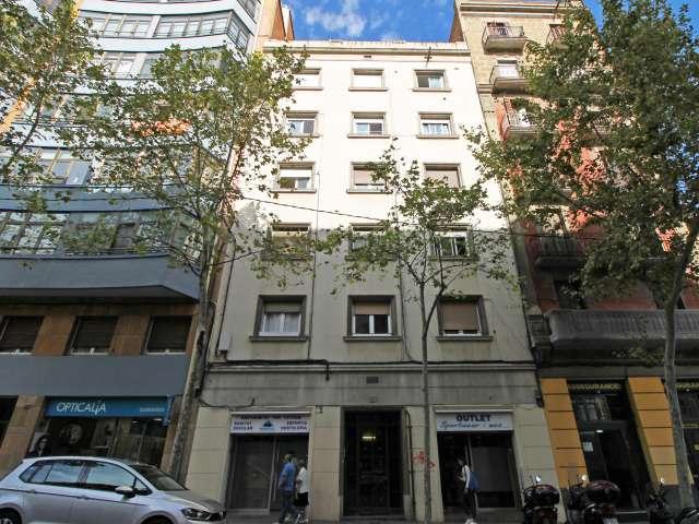 Piso de 4 habitaciones en alquiler en el Baix Guinardó, Barcelona