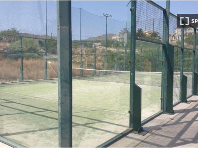 Piso de 4 habitaciones en alquiler en El Campello, gastos incluidos