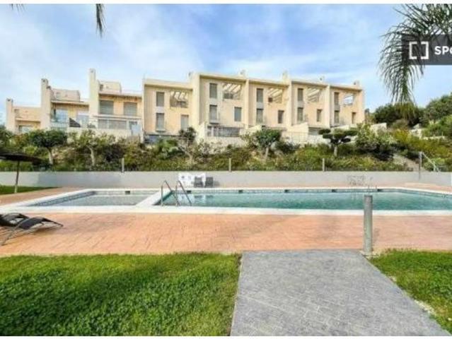 Piso de 4 habitaciones en alquiler en El Campello, gastos incluidos