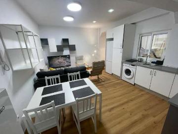 Piso de 4 habitaciones en alquiler en El Carme, Valencia