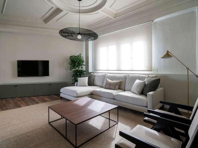 Piso de 4 habitaciones en alquiler en El Pilar, Valencia