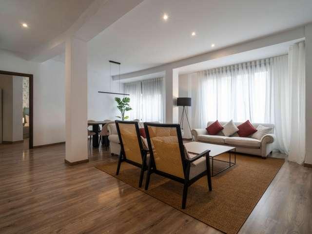 Piso de 4 habitaciones en alquiler en El Pilar, Valencia