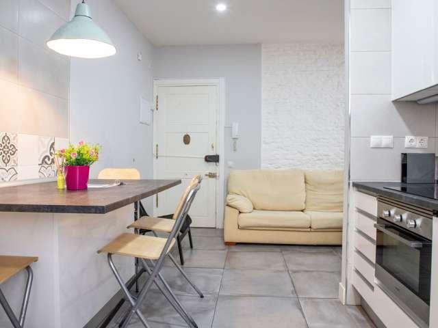 Piso de 4 habitaciones en alquiler en Pacífico, Madrid