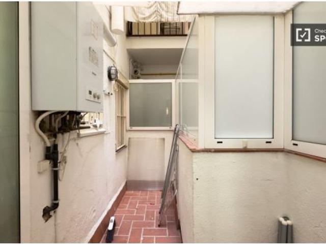 Piso de 4 habitaciones en alquiler en Sarria, gastos incluidos
